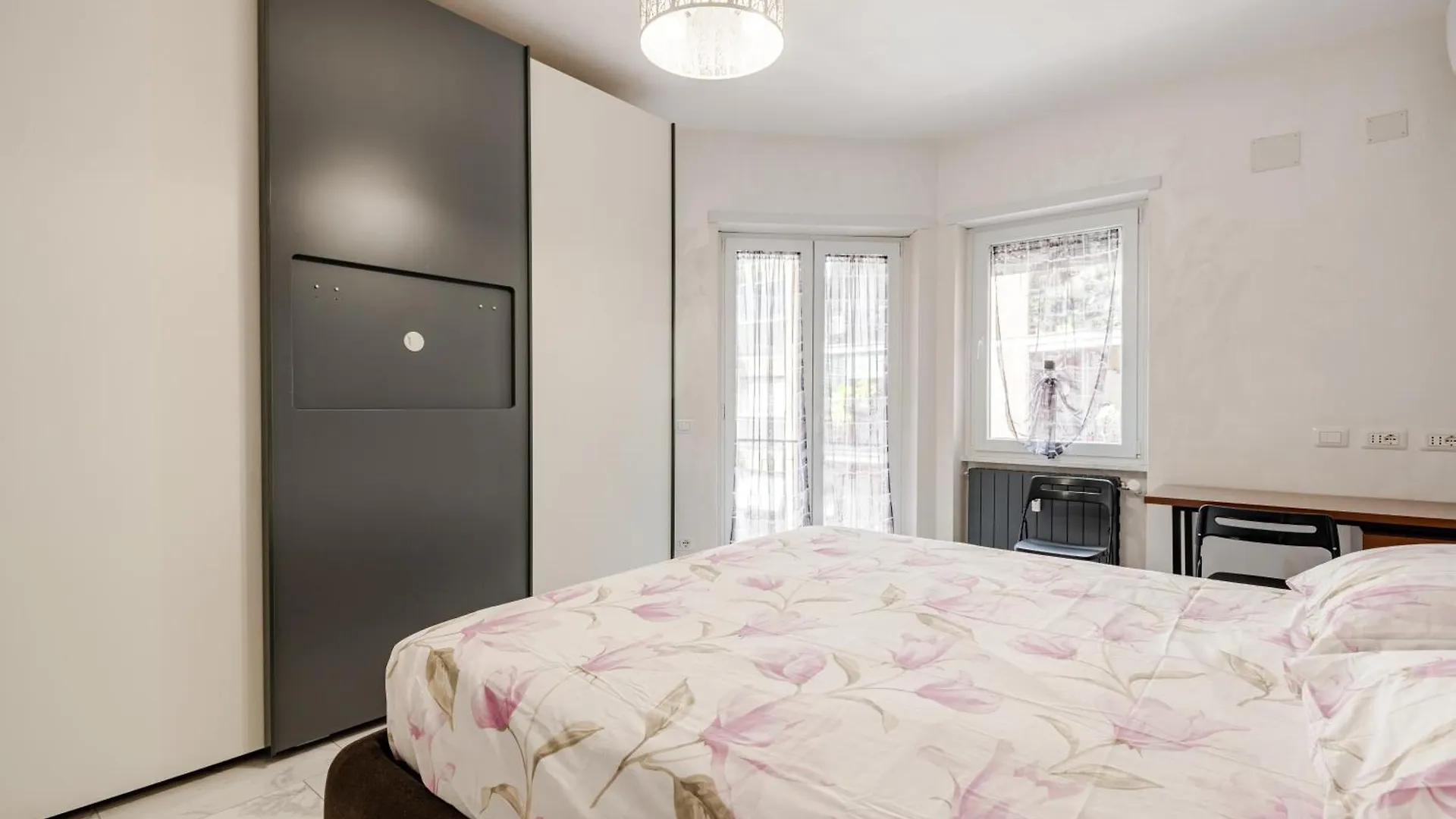 Tiburtina House - Moderno Bilocale Green, 4 Pax Roma 0*,  Italia