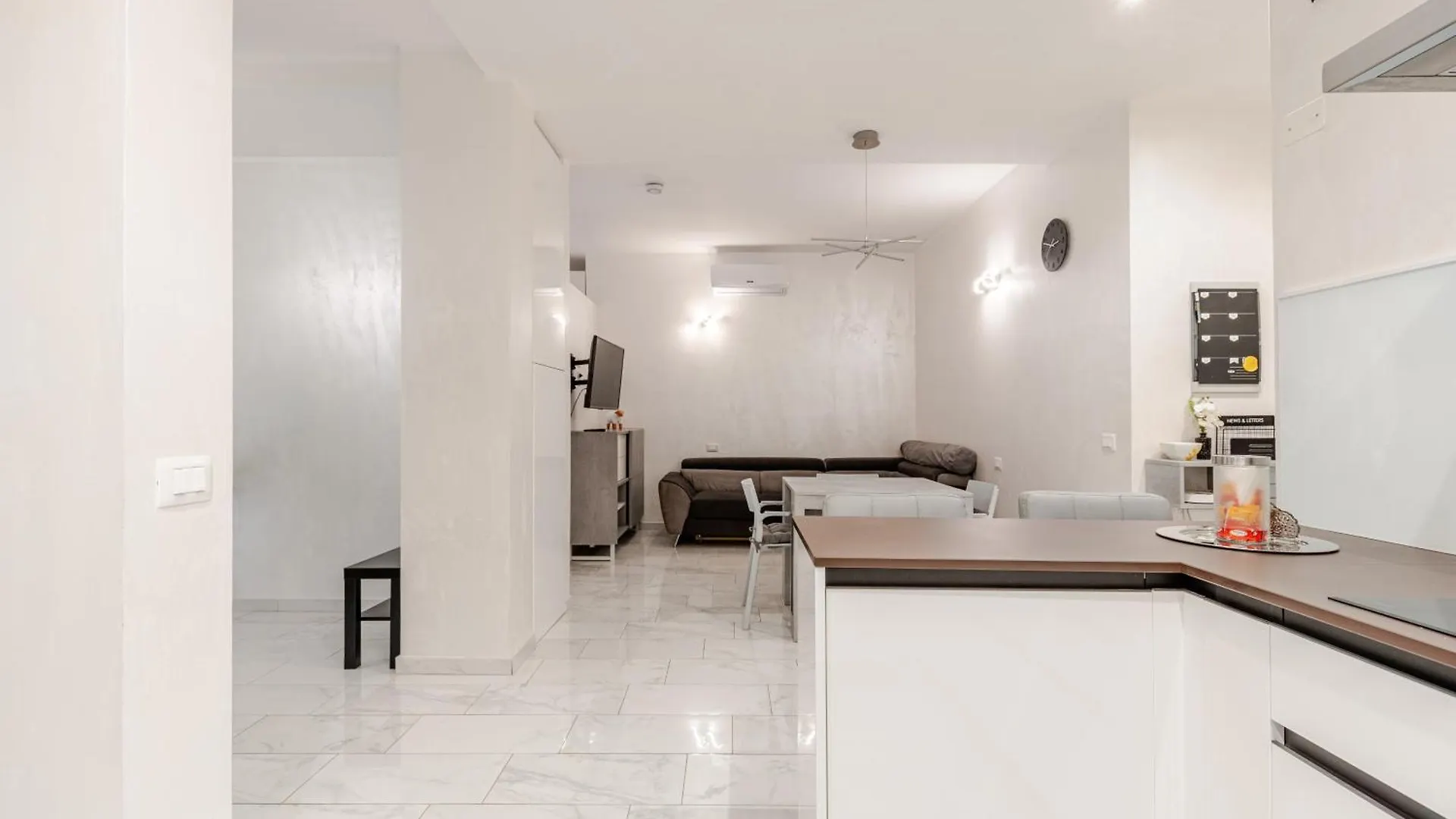 Tiburtina House - Moderno Bilocale Green, 4 Pax Roma Appartamento
