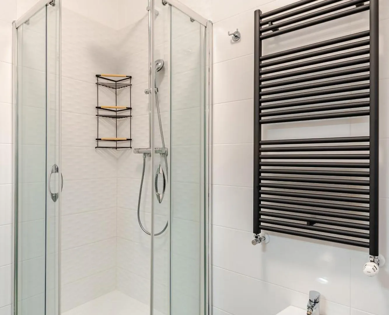 Tiburtina House - Moderno Bilocale Green, 4 Pax Roma 0*,