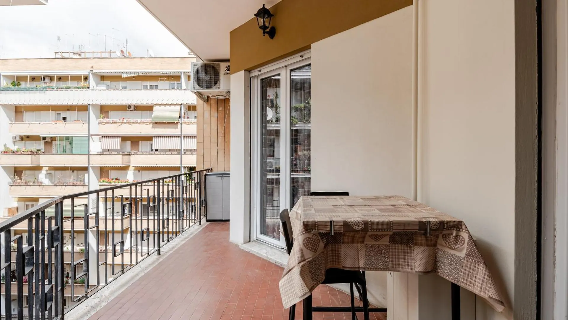 Tiburtina House - Moderno Bilocale Green, 4 Pax Roma
